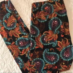 LuLaRoe Paisley Legging