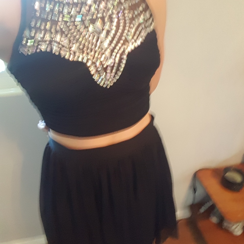 FLASH SALE Homecoming dress - Picture 2 of 2
