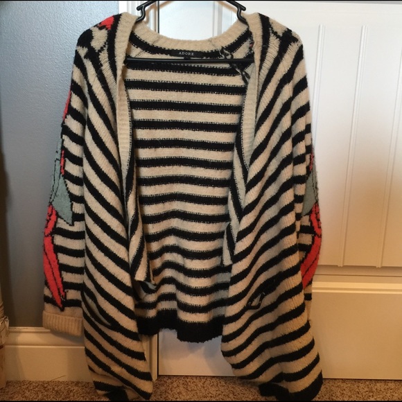 Sweater - Picture 2 of 2