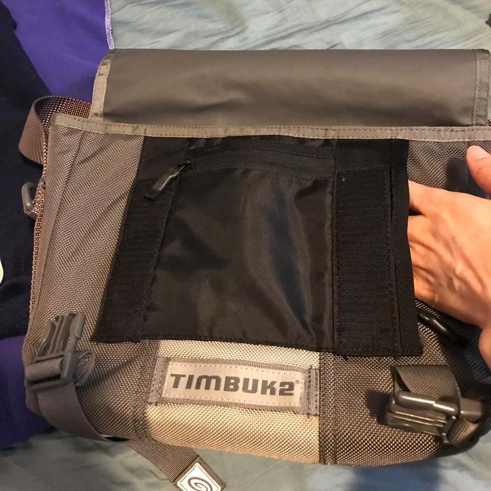 Timbuk2 messenger adjustable crossbody bag - Picture 5 of 8