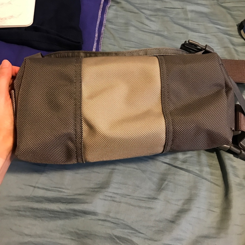 Timbuk2 messenger adjustable crossbody bag - Picture 7 of 8