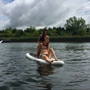 Meet your Posher, Elle