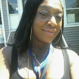 Meet your Posher, Sydia
