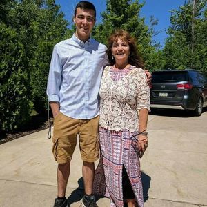 Meet your Posher, Lydia