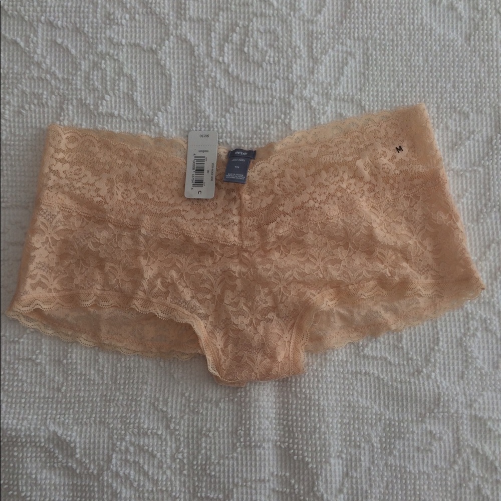 NWT Aerie AE Nude Flower Lace Girly Short Panty M