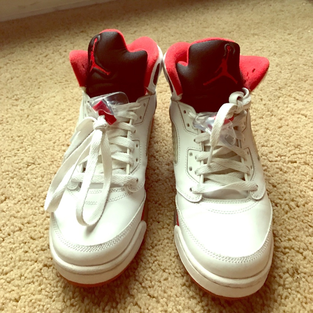 Jordan retro 5 white and red edition