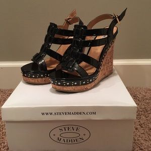Steve Madden Feaver Platform heels size 7.5