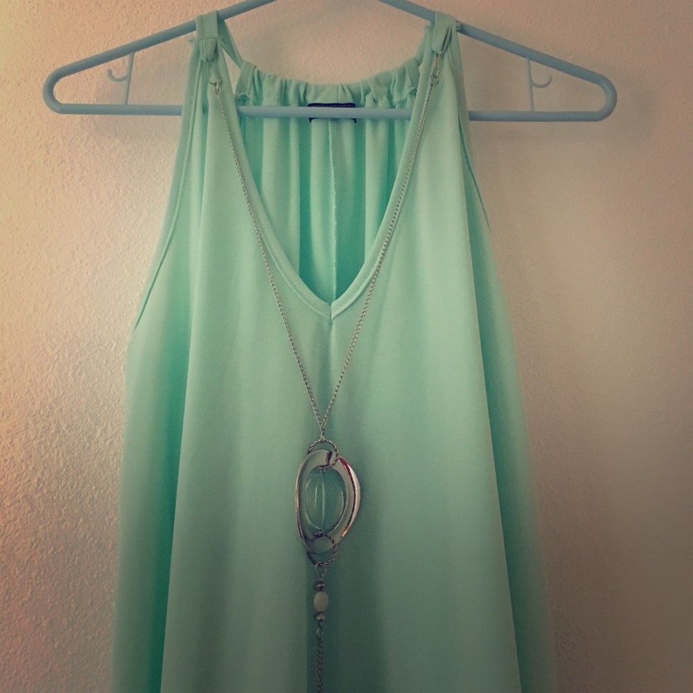 Mint Green V-neck Tank w/ Necklace
