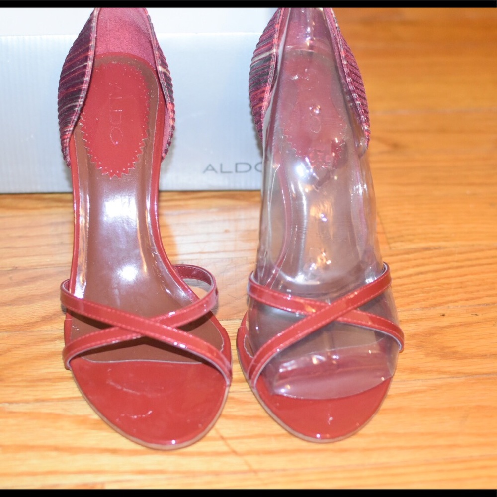 Aldo Pumps... 4inch heels