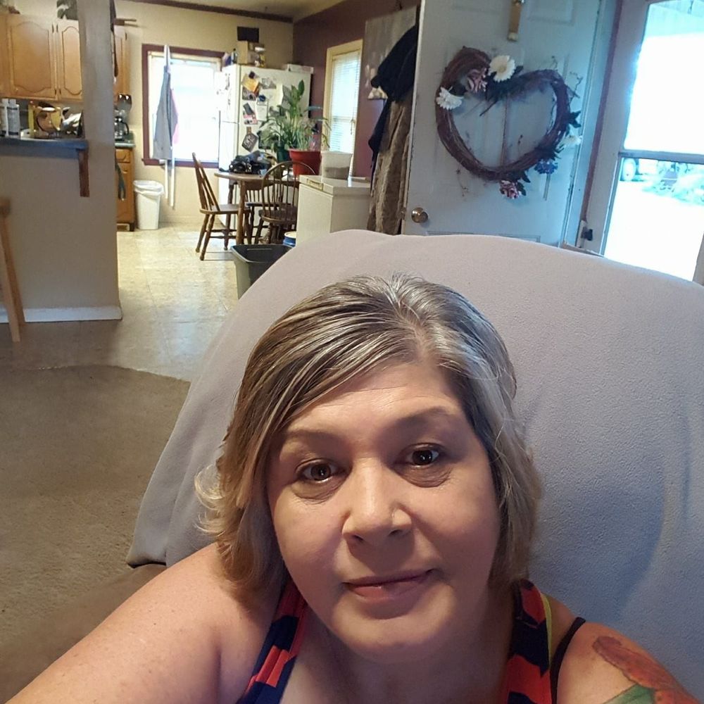 Meet your Posher, Valorie