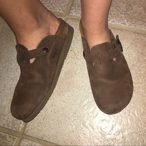 NAOT Brown Suede