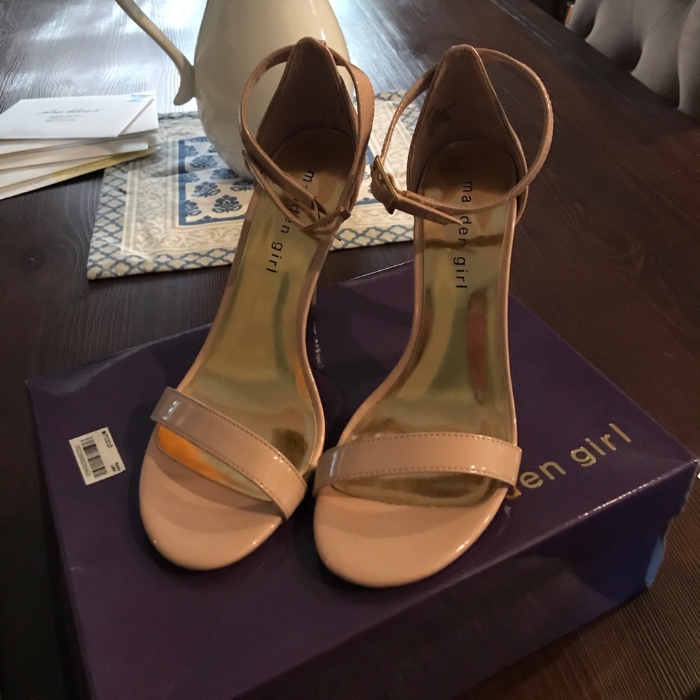 Nude heels