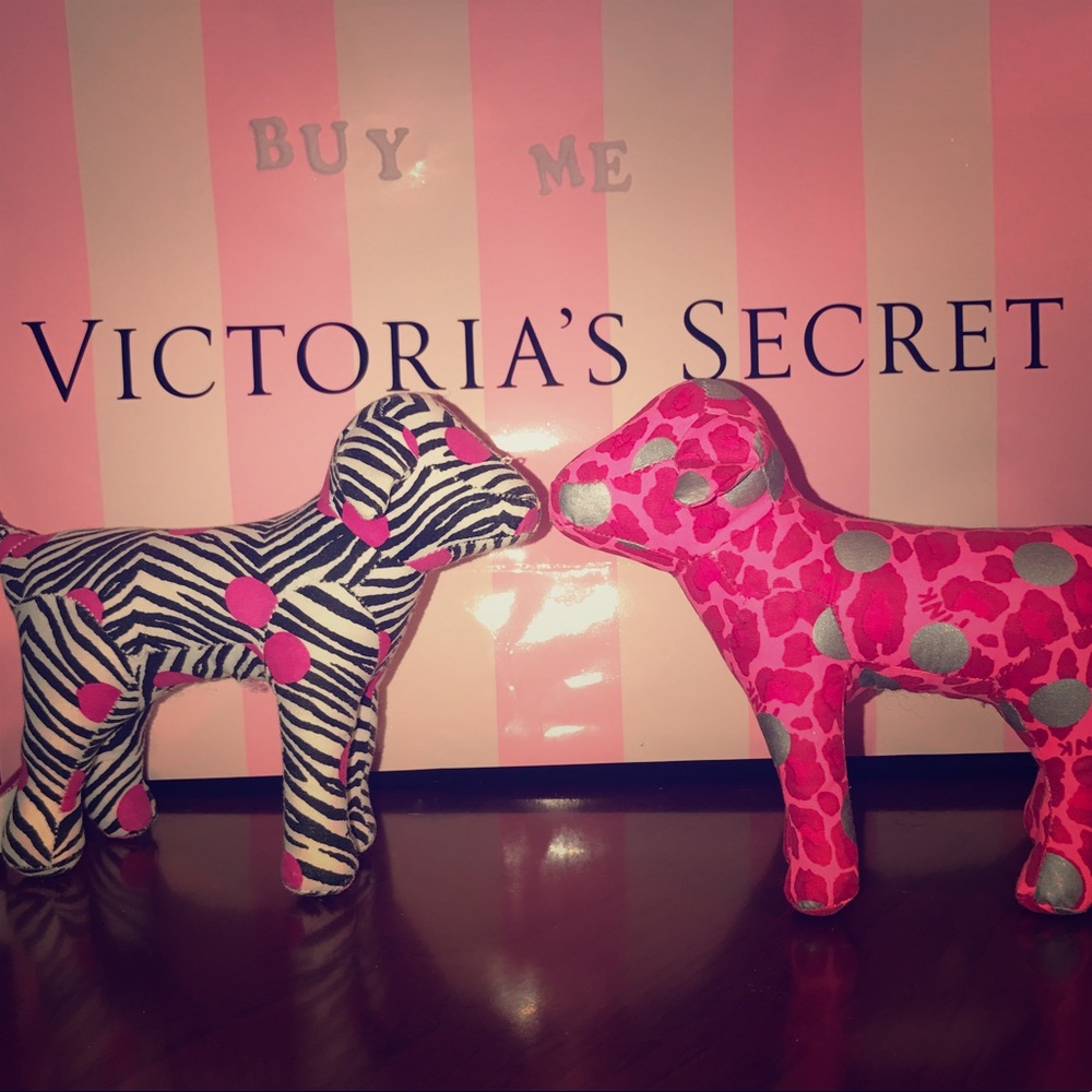 LOT OF TWO ANIMAL PRINT VS DOGS!!!