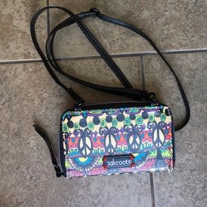 SAKROOTS CROSSBODY PURSE
