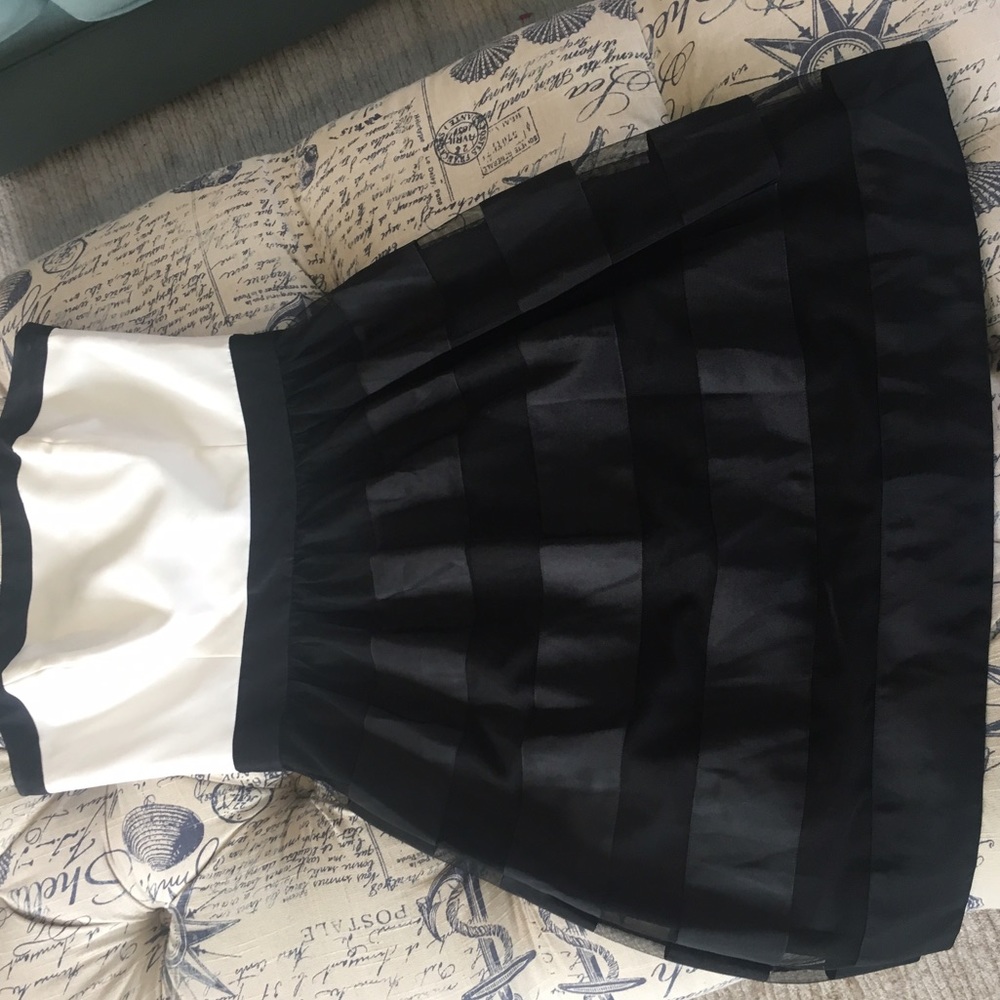 Strapless dress