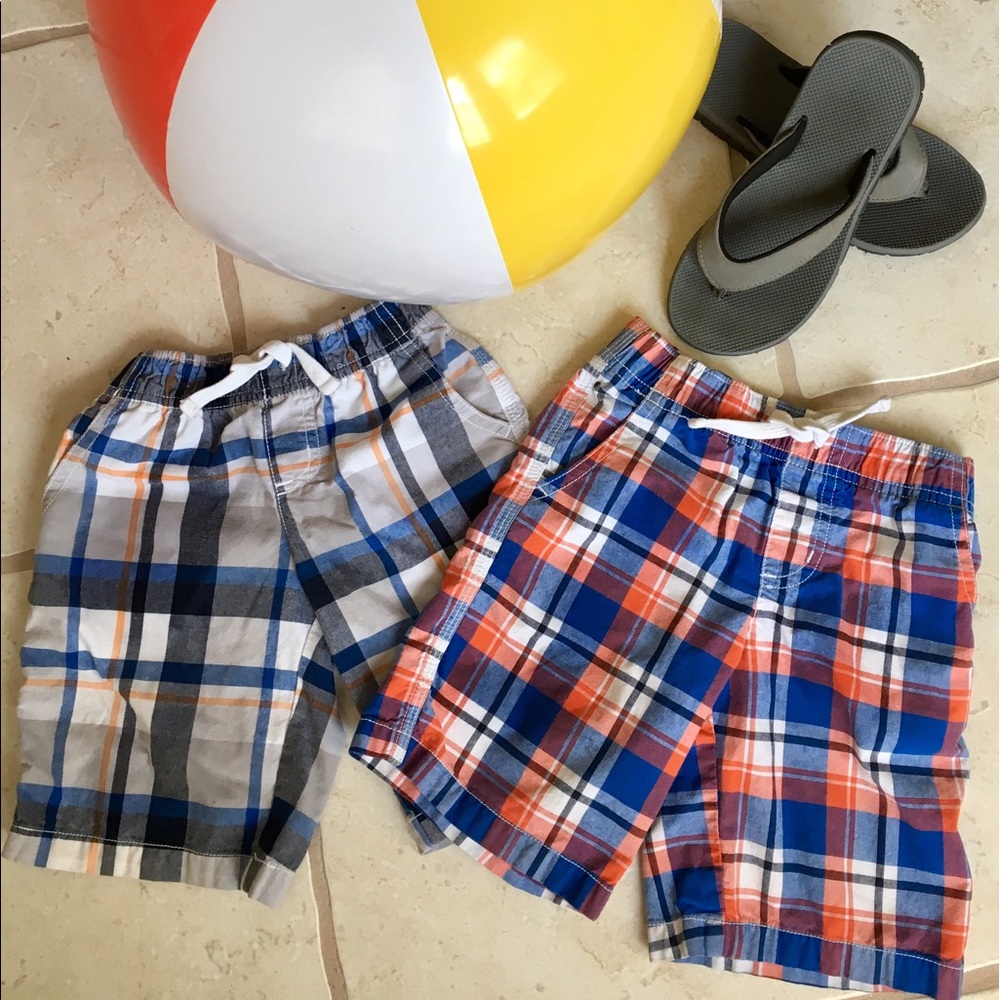 Great condition set of 2 Crazy8 toddler shorts!