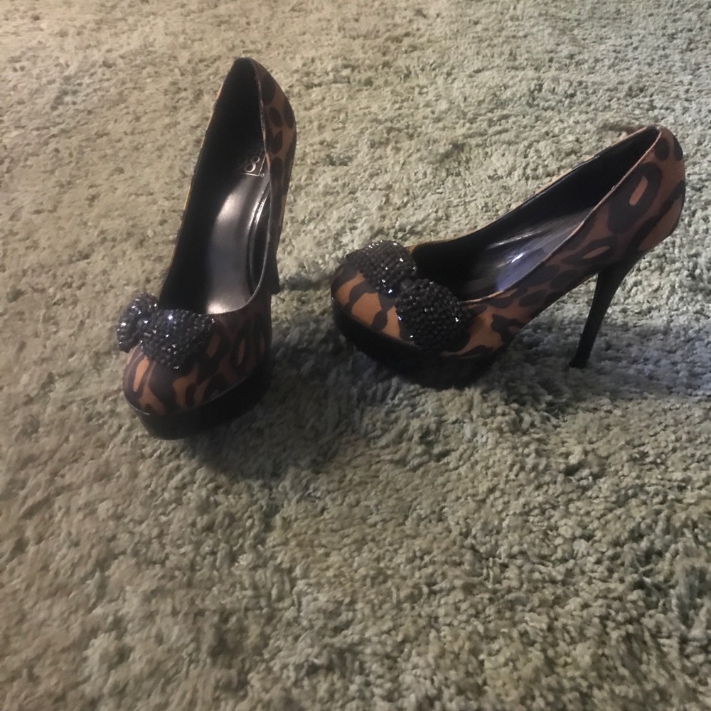 Women's heels size 7 1/2