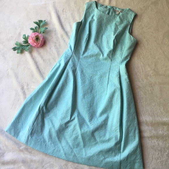 Dresses & Skirts - Gorgeous TEAL LIKE-NEW DRESS