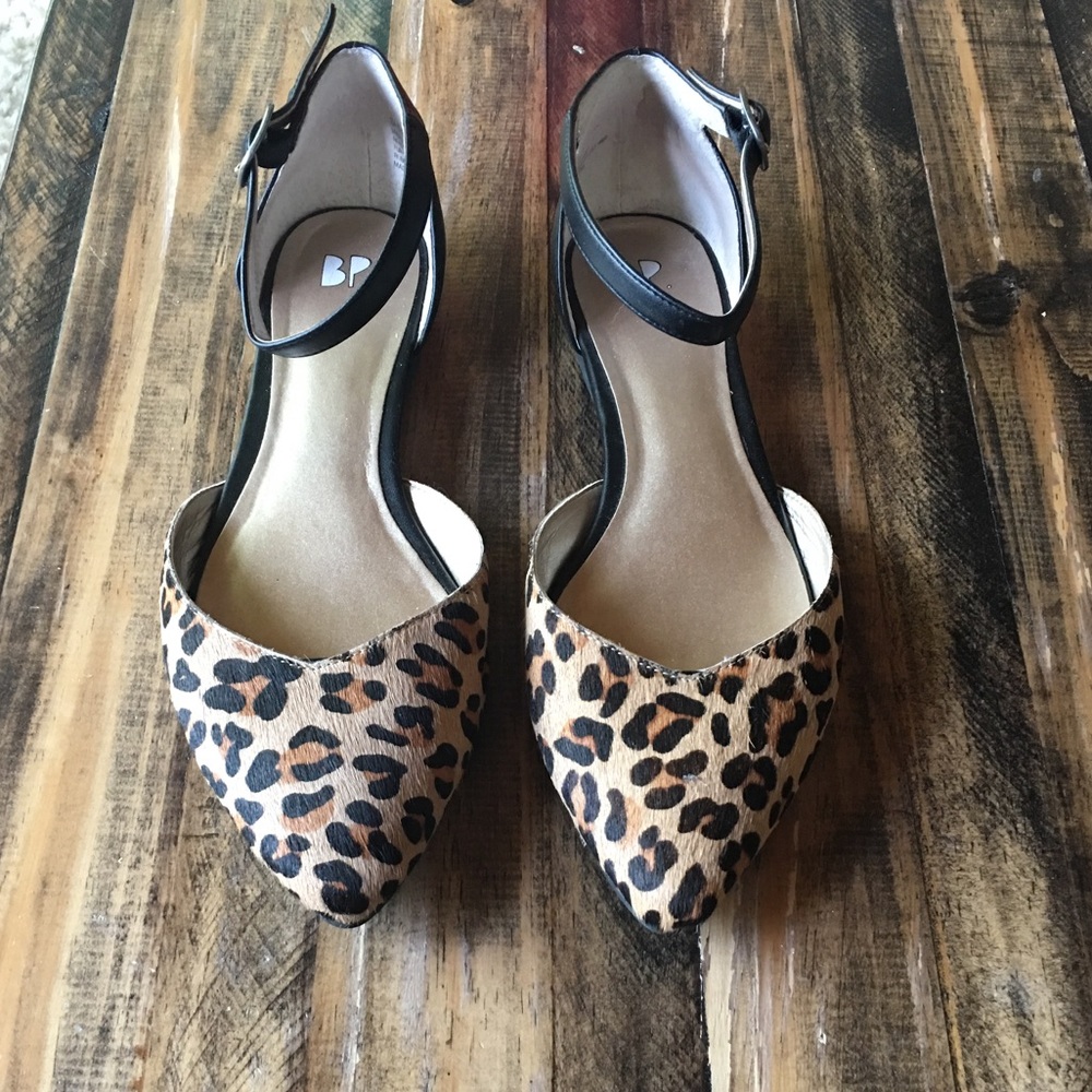 Nordstrom- Women's Pointy Toe Flats