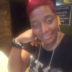 Meet your Posher, Mia