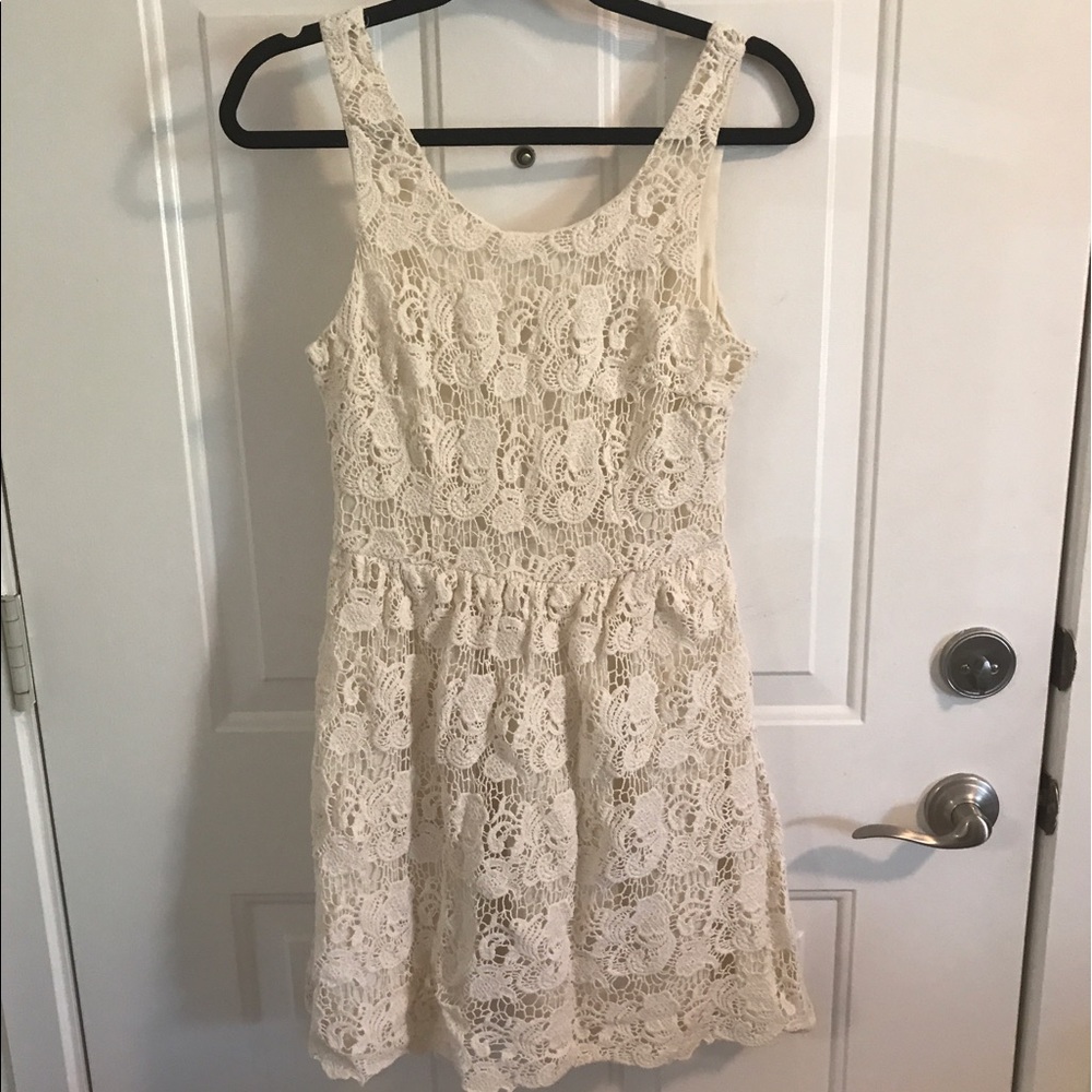 Thistlepearl Ivory Lace Dress