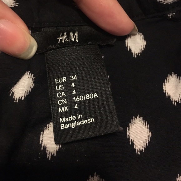 H&M button up - Picture 3 of 3