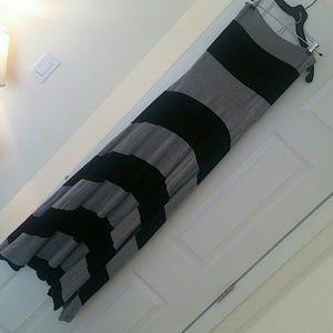 Gap Maxi dress or skirt can be worn both ways