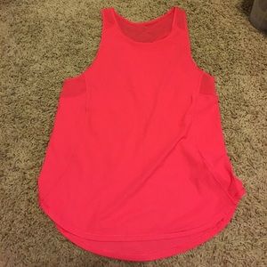 Lululemon tank size 4. LIKE NEW