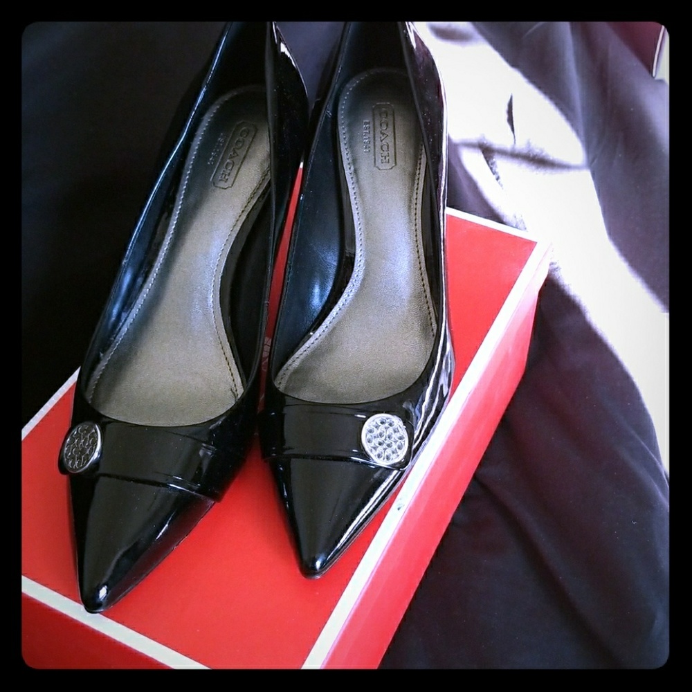 Beautiful pointy Coach leather heels