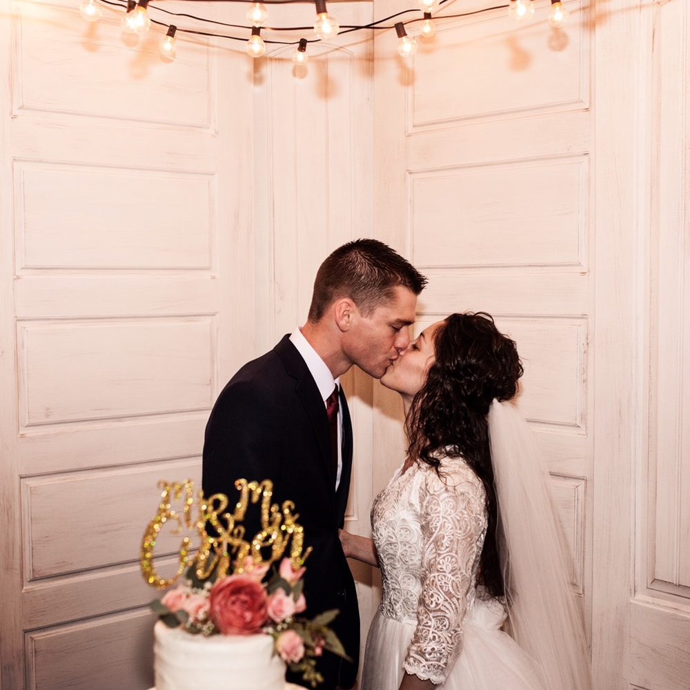 Meet your Posher, Adrienne