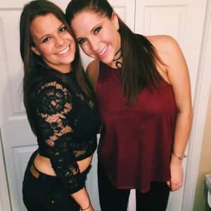 Meet your Posher, Elana