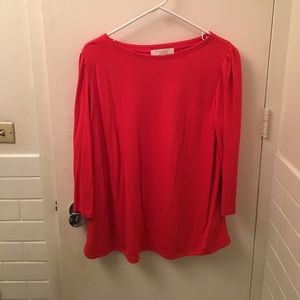 Loft puff shoulder, three-quarter sleeve swing top