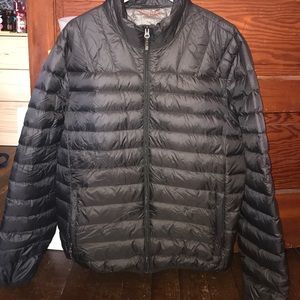 Black Zip-up Puffer