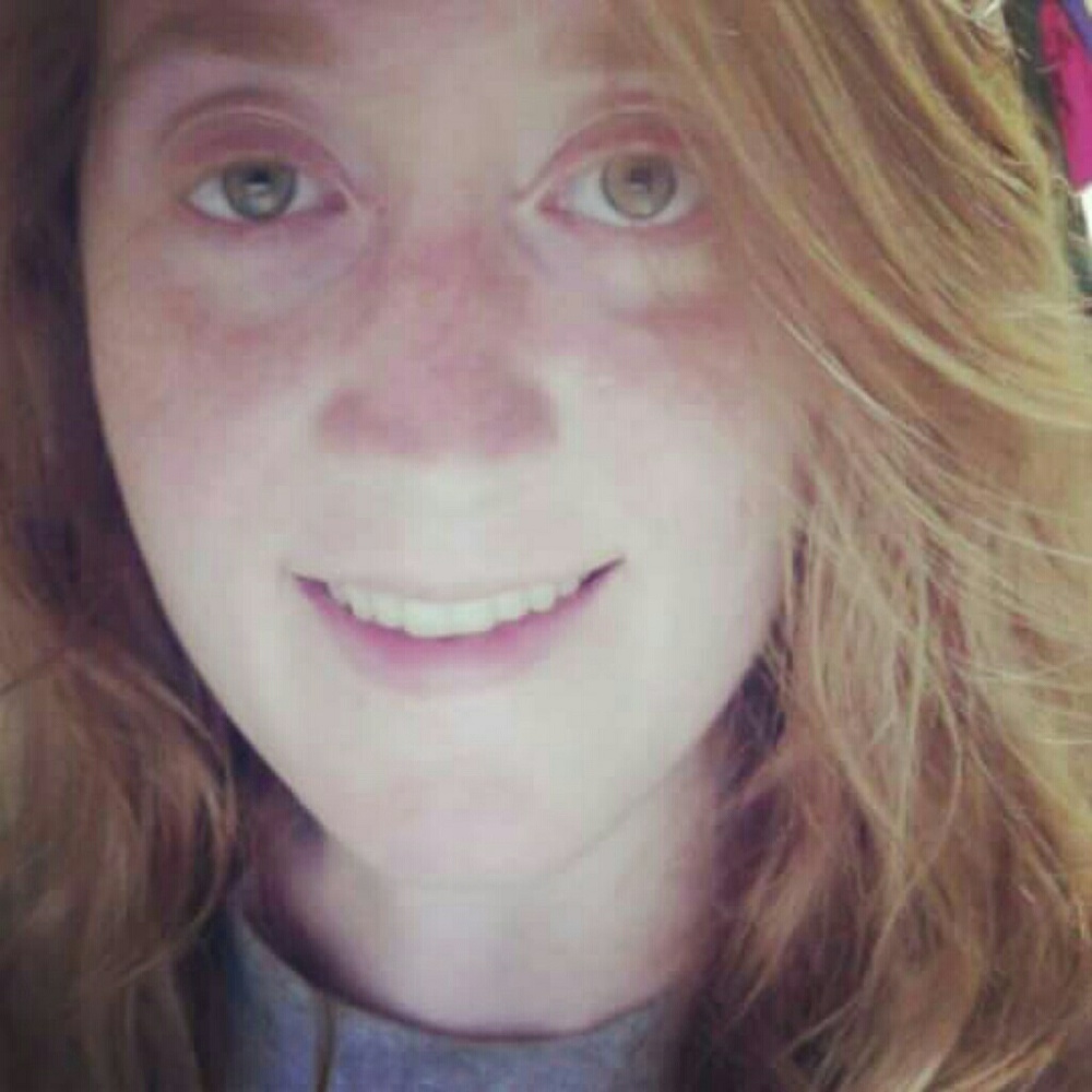 Meet your Posher, Elise