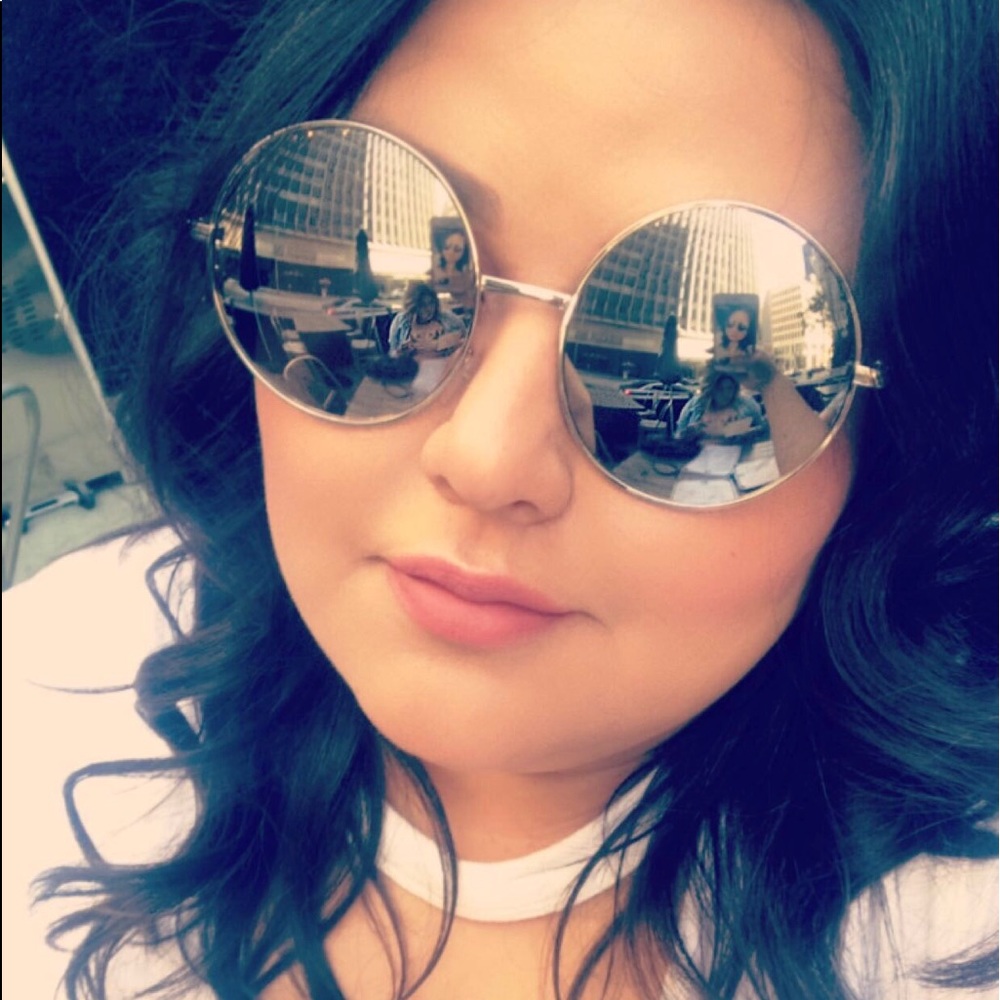 Meet your Posher, Natalia