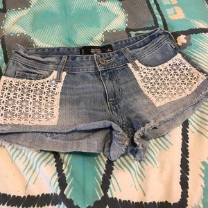 Hollister shorts with lace pockets