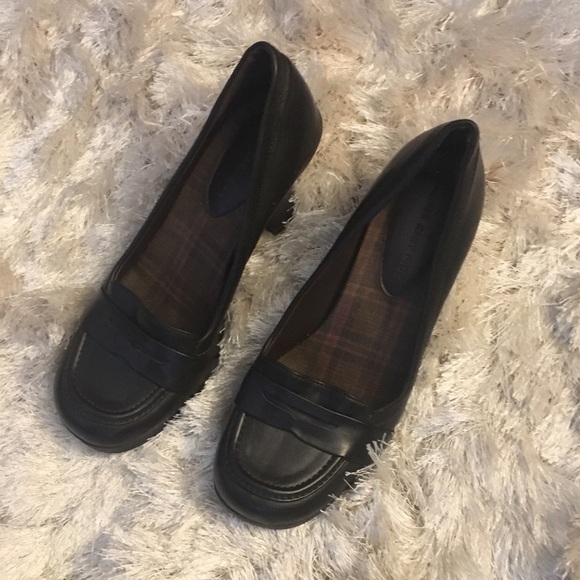 Dark brown shoe - Picture 3 of 5