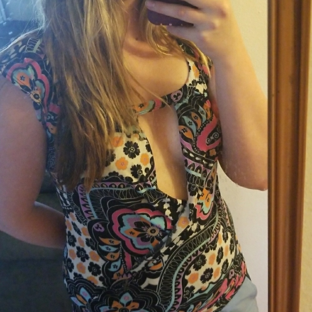 Girly retro shirt.