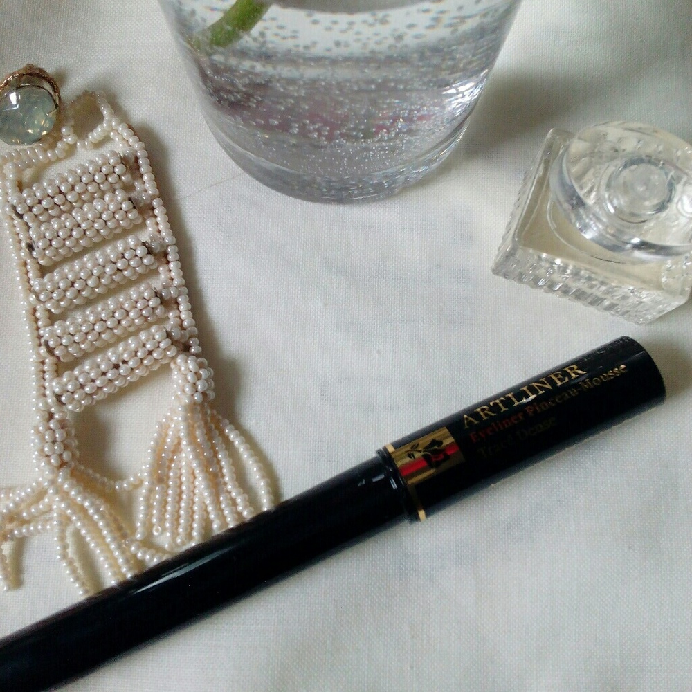 LANCOME ARTLiner Precise Liquid Eyeliner BRAND NEW