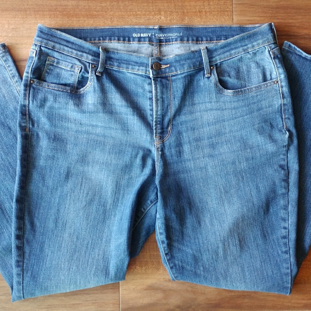 Old Navy Curvy Bootcut Jeans