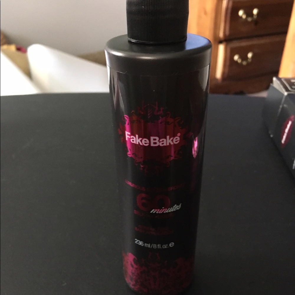 🌞Fake Bake Luxurious Golden Bronze🌞
