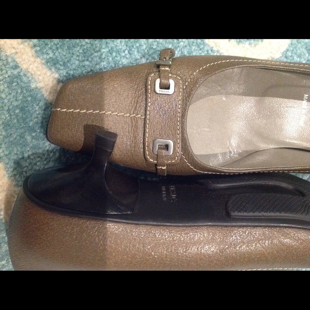 PRADA Light Brown kitten heel size 37 1/2EU 7 US - Picture 4 of 6