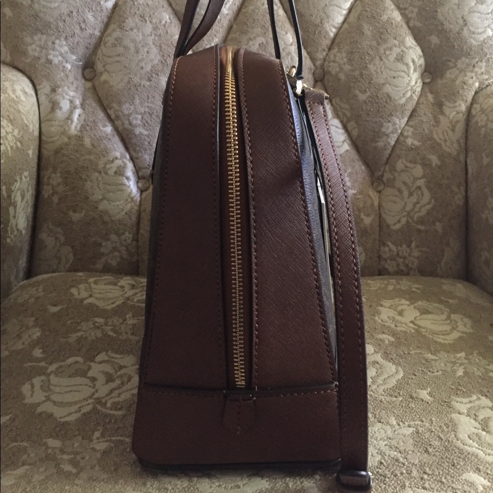 🎉OFFER Now⬇️👜Calvin Klein satchel handbag👜💕 - Picture 2 of 8