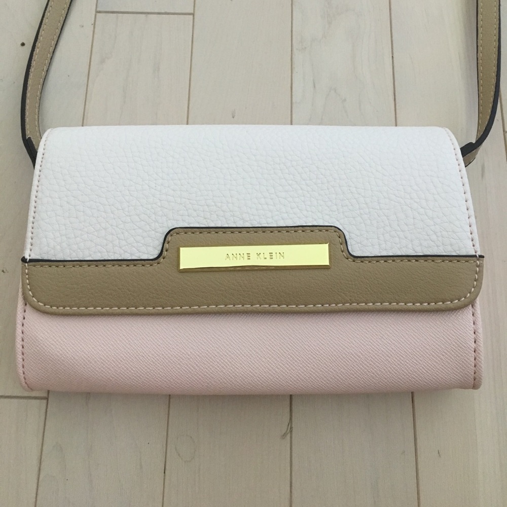 Anne Klein cross body