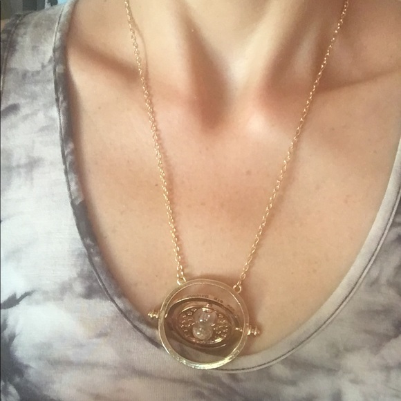 Necklace - Picture 3 of 3