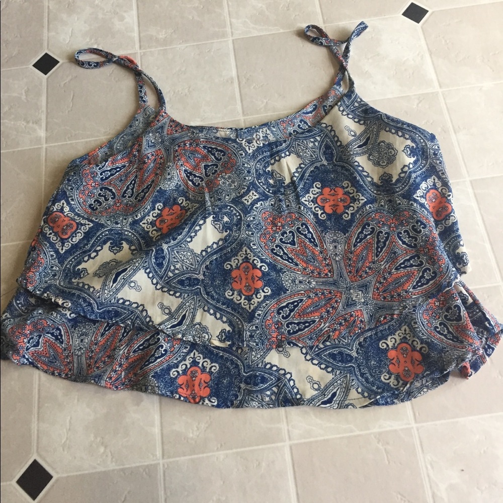 Crop top