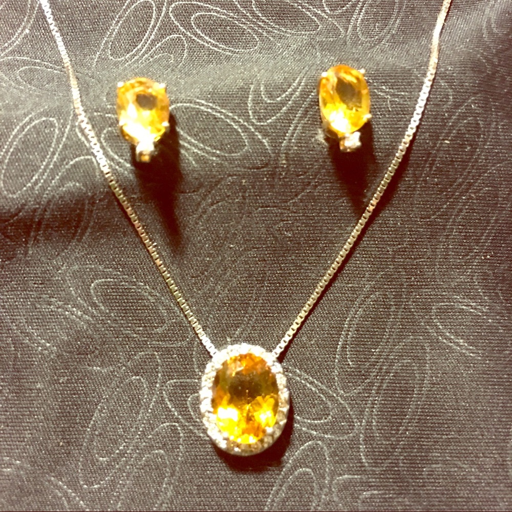 Citrine necklace and earrings.