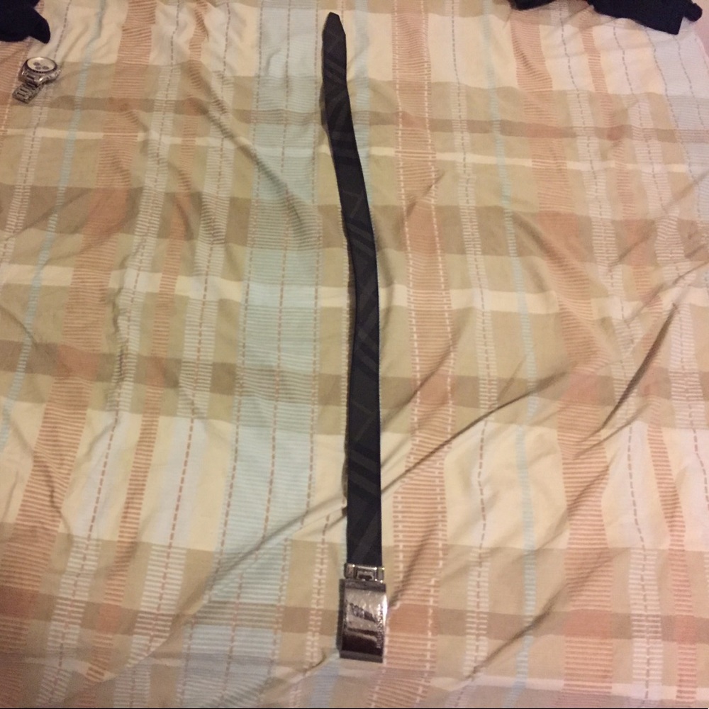 Sz 30 Burberry Belt For Sale!