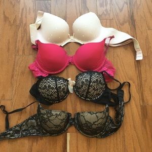4 36 B Bras - gently used