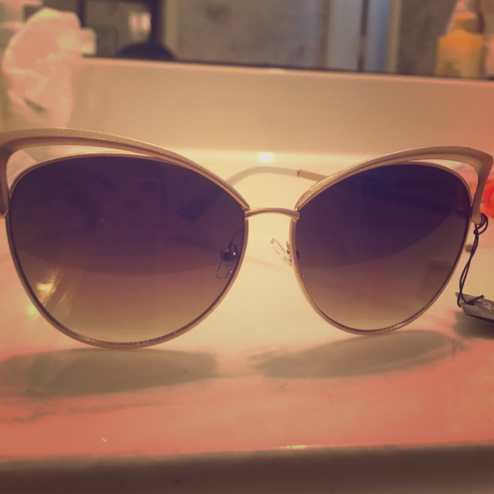 Cute styled sunglasses